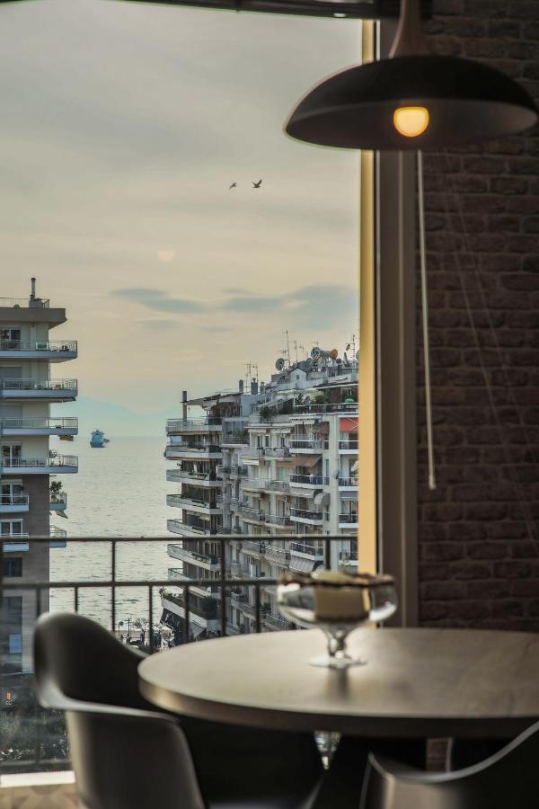 Superior One Luxury Apartments テッサロニキ エクステリア 写真